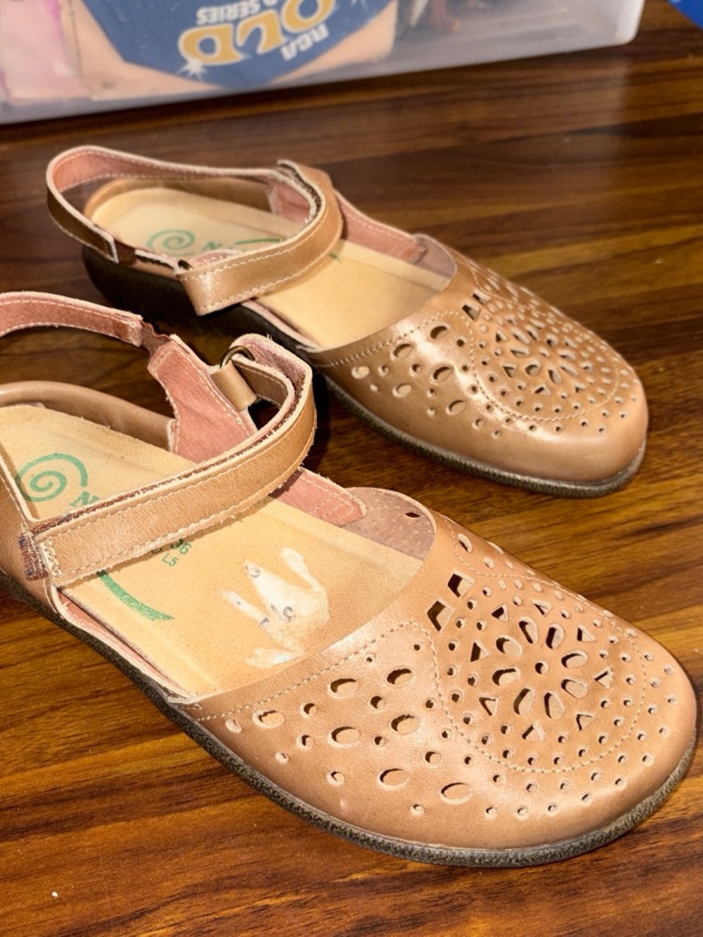 Naot Women's Tan Perforated Mary Jane Flats